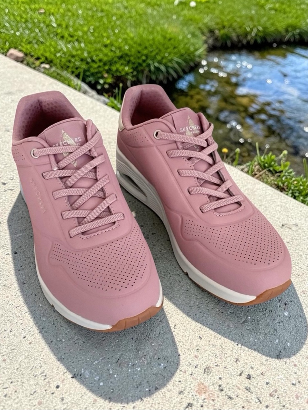 NEW! Skechers UNO Shimmer Away Wedge Fit Sneaker, Size 8.5